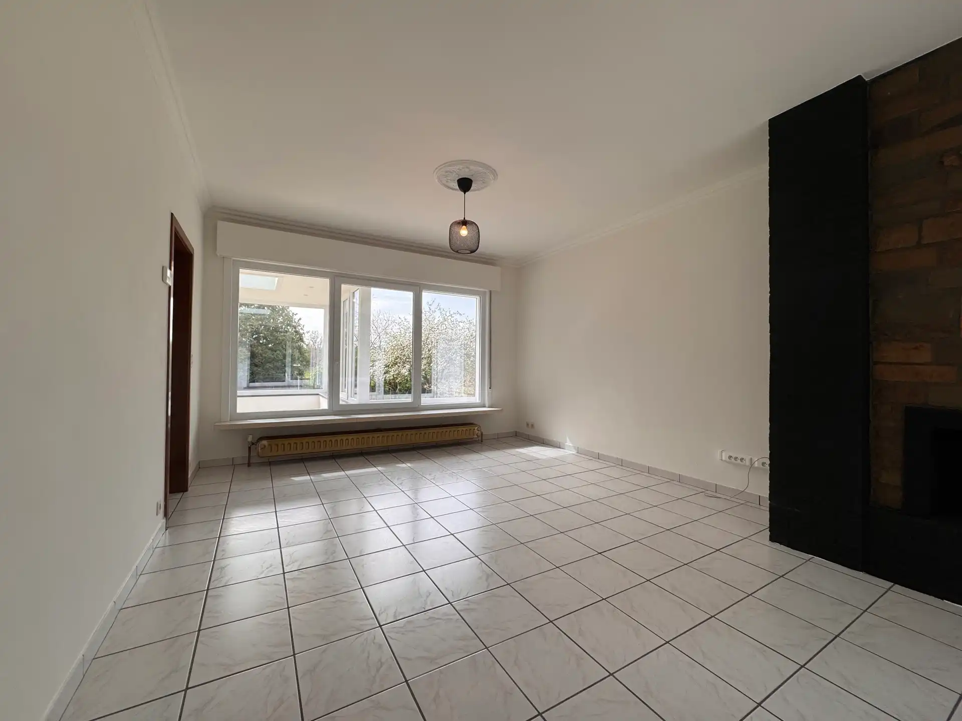 Rustig gelegen woning met 3 slaapkamers en grote tuin foto 5