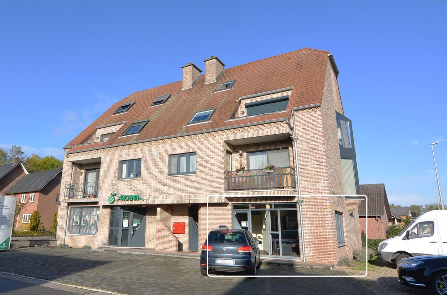 Kantoor te huur Hoogstraat 28 -/2 - 3680 Neeroeteren