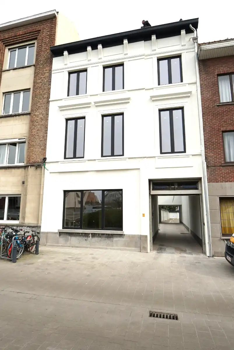 Loods - atelier 40.5m² met water- en elektriciteitsaansluiting + garage 40.5m² te koop foto 5