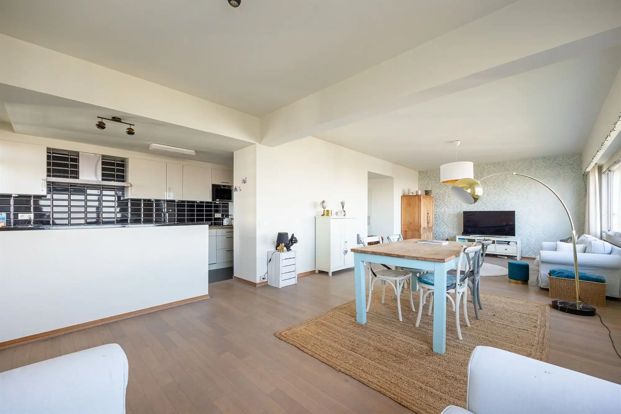 drieslaapkamerappartement met prachtig zicht foto 6