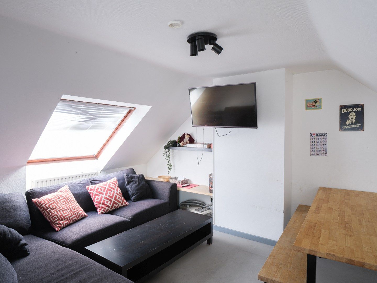 Uitstekende investeringskans met 10 studentenkamers en 4 studio's  in het hart van de studentenstad foto 32