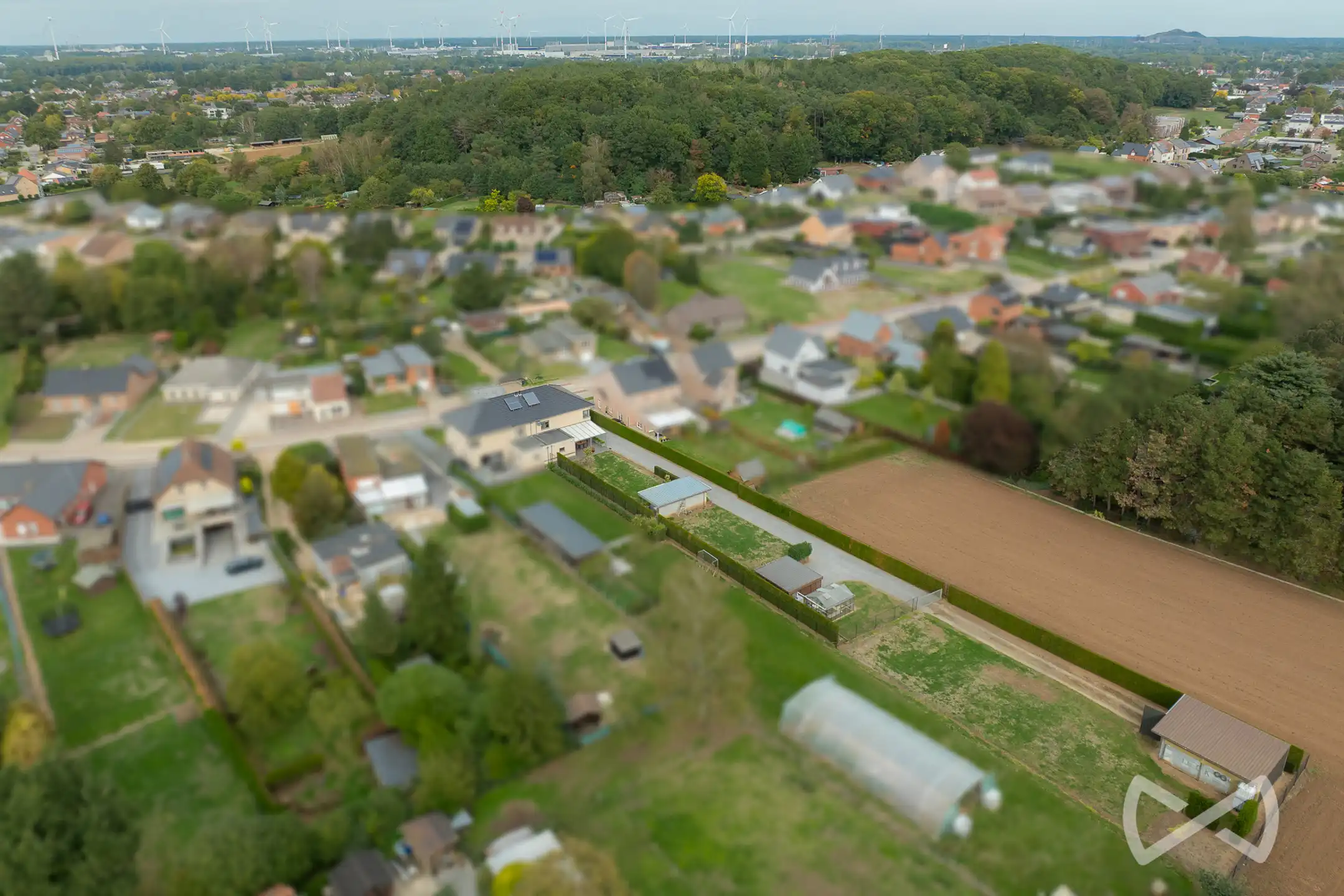 TE KOOP | Ruime instapklare woning op 20 are in Paal foto 36
