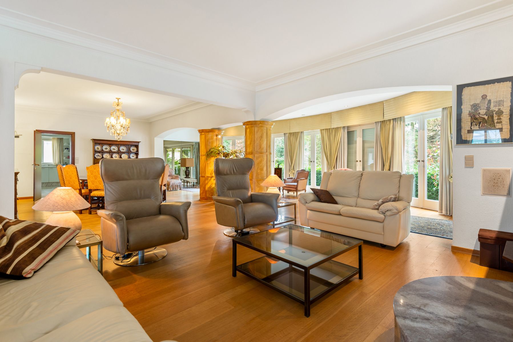 Te renoveren villa op toplocatie, voorkant Schilde  foto 5