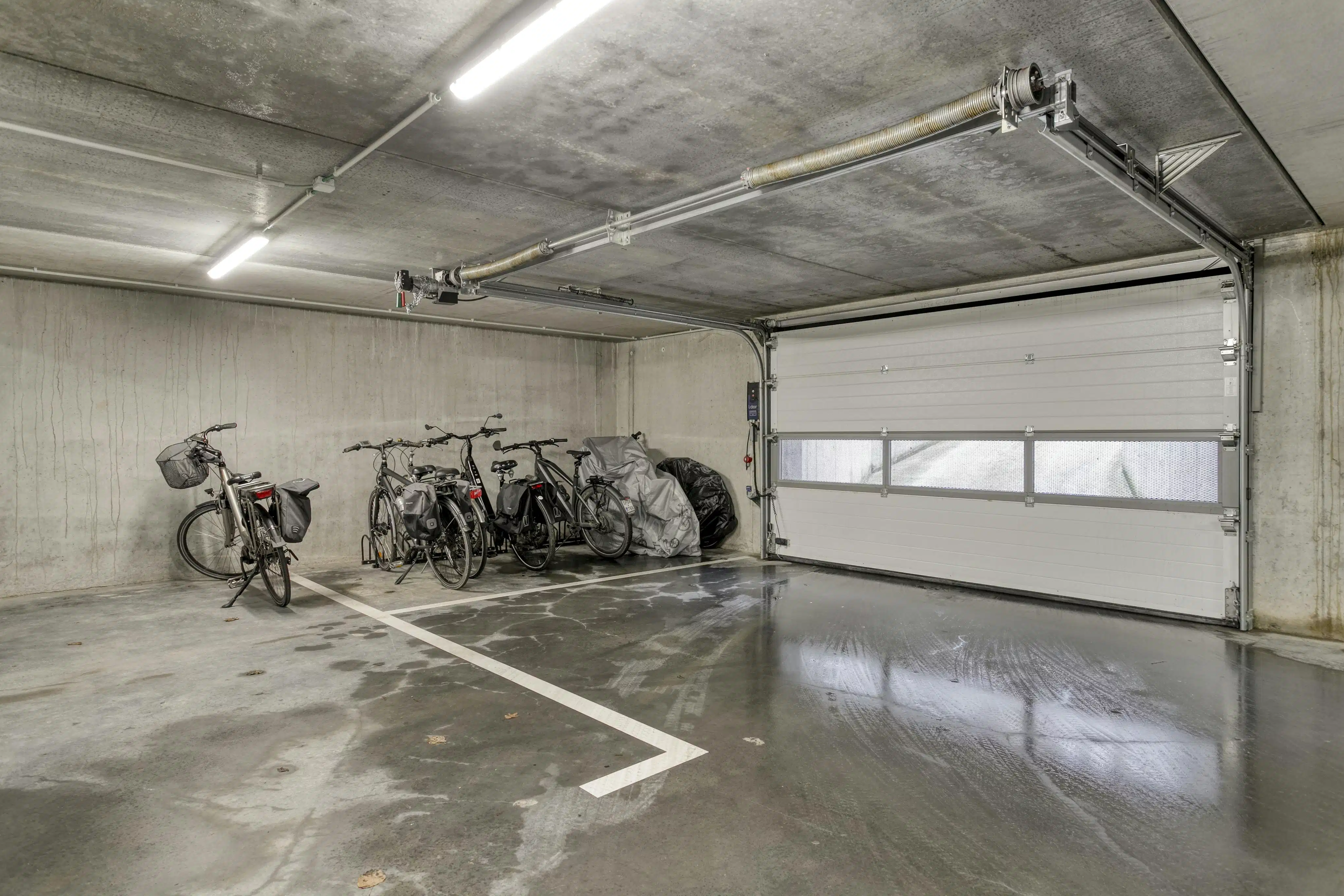 BEN-appartement met 2 kamers te koop in centrum Deerlijk foto 17