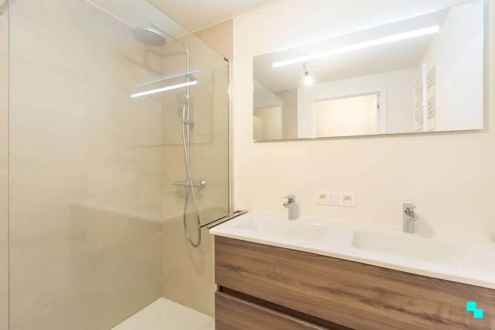 Nieuwbouwappartement gelegen in het hart van Merelbeke foto 15