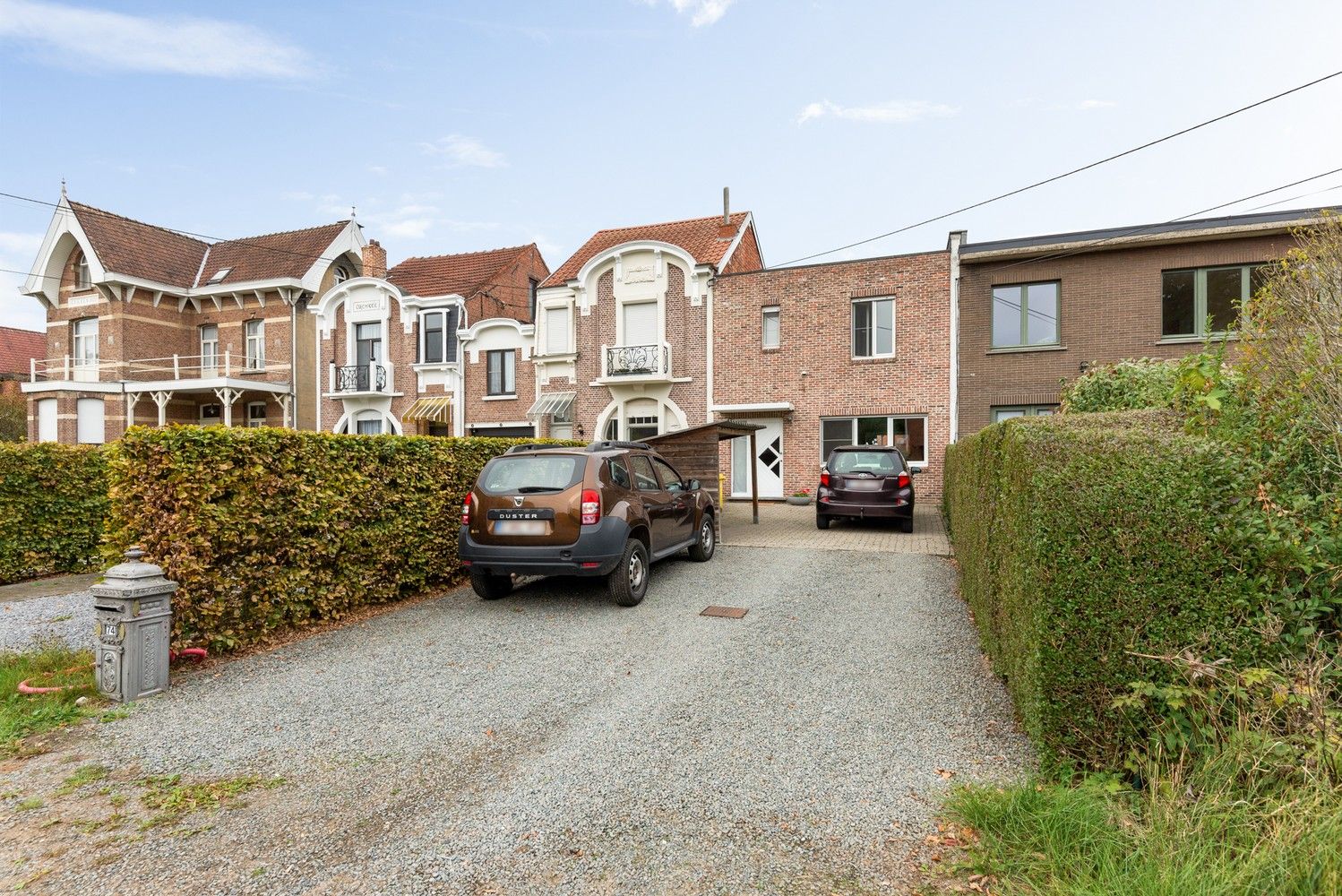 Instapklare woning met 3 slaapkamers en groen zicht! foto {{pictureIndex}}