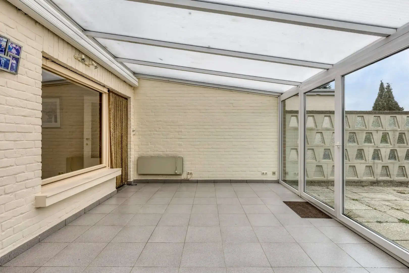 Te renoveren woning met 4 slaapkamers, garage en tuin op rustige ligging! foto 8