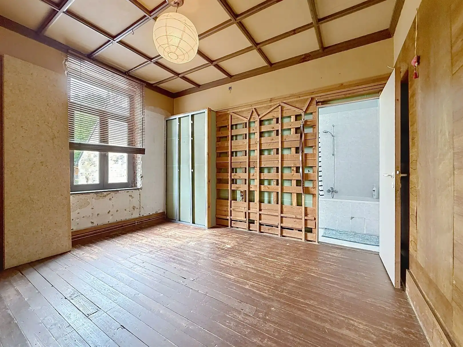 Ruime rijwoning met 5 slkps, inrichtbare zolder, tuin, 5a 47ca foto 21