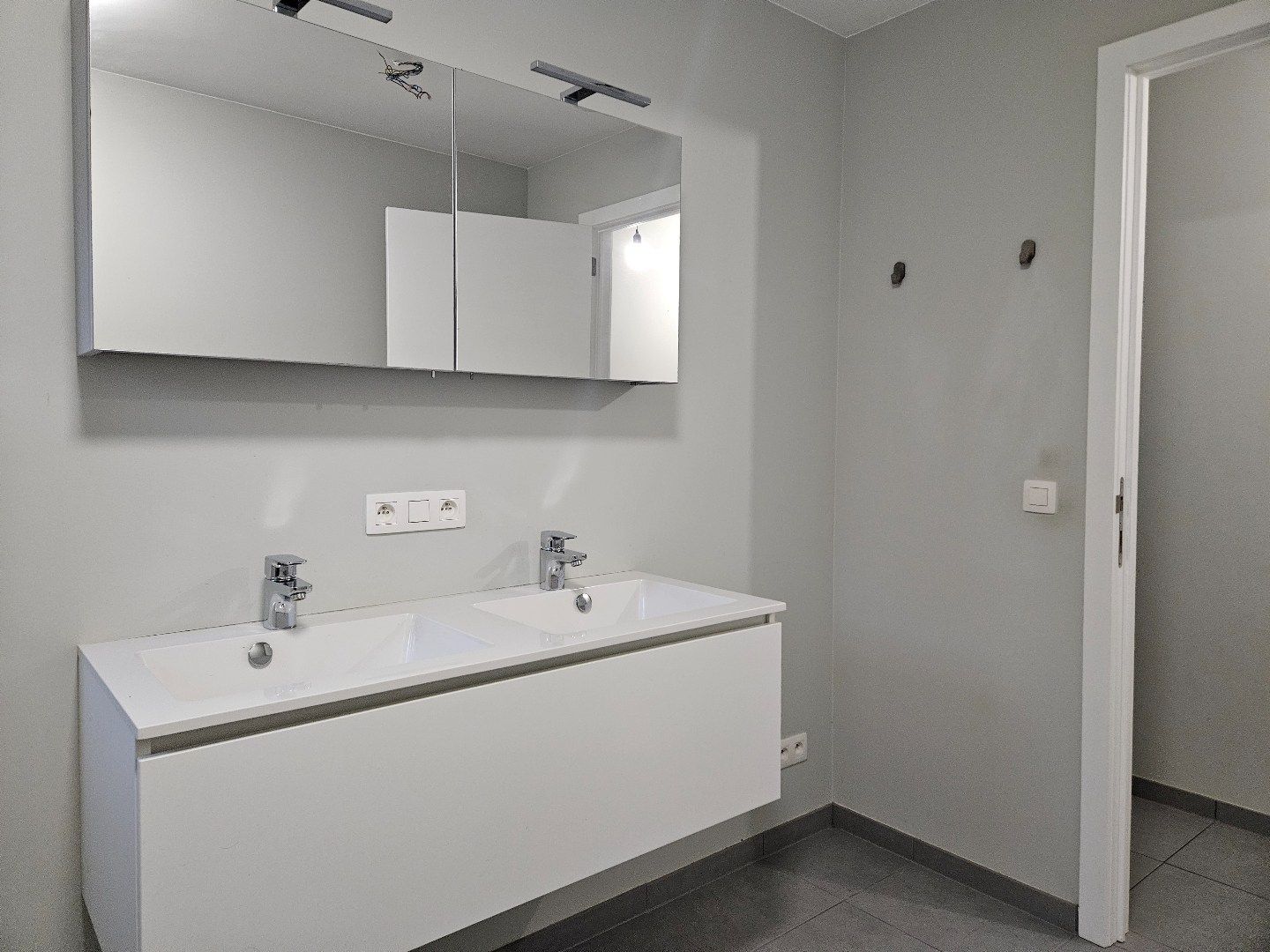 Recent appartement met 2 slaapkamers in Mol-Millegem! foto 8