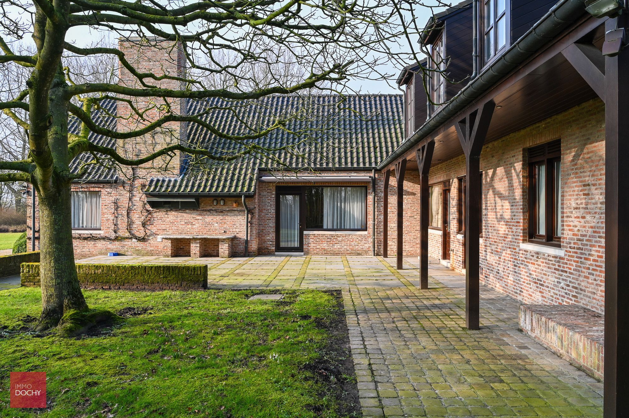 Ruim landhuis in prachtig domein van ca. 2ha foto 6