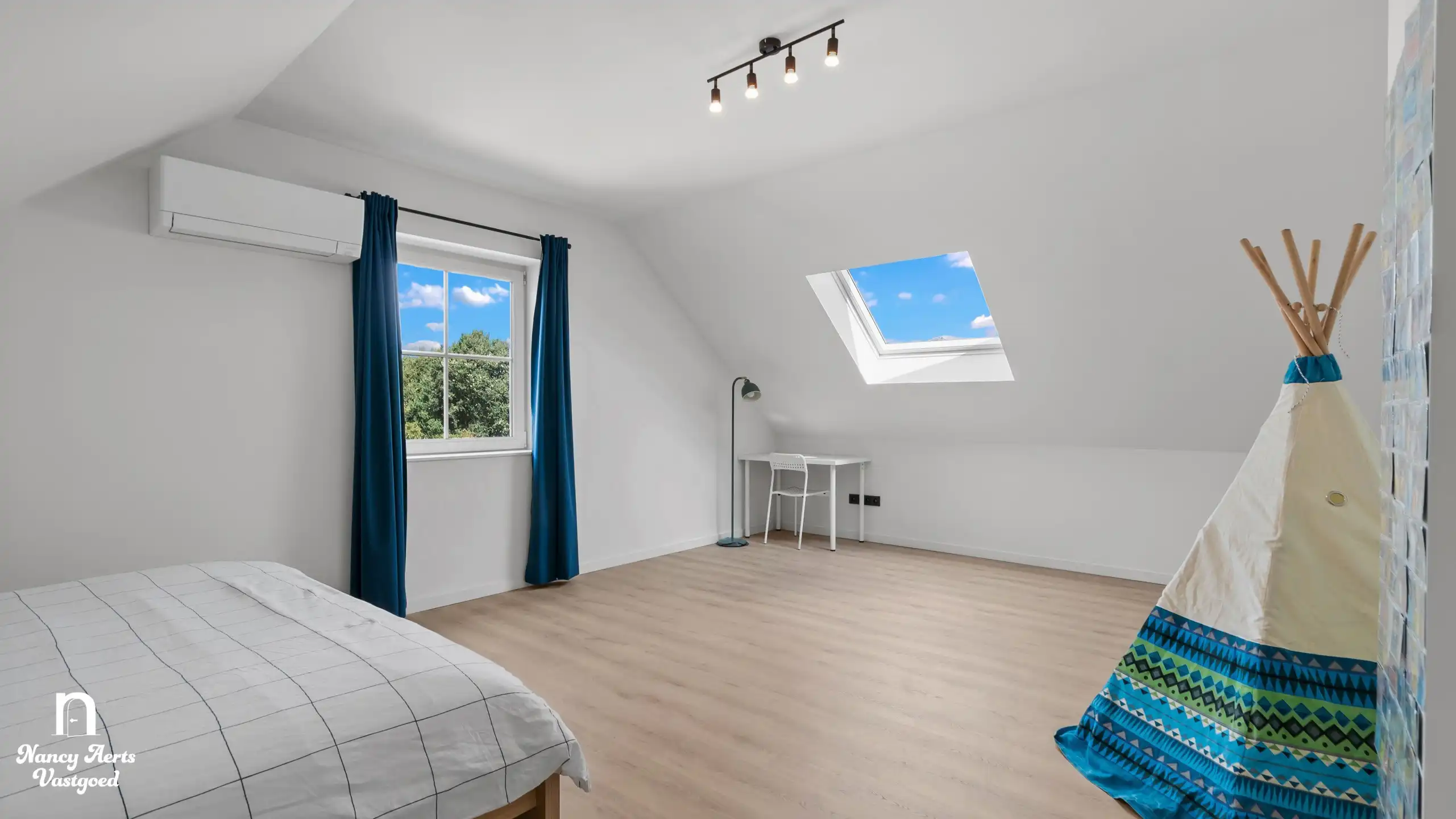 Verrassend ruime woning met aparte studio op rustige locatie foto 45