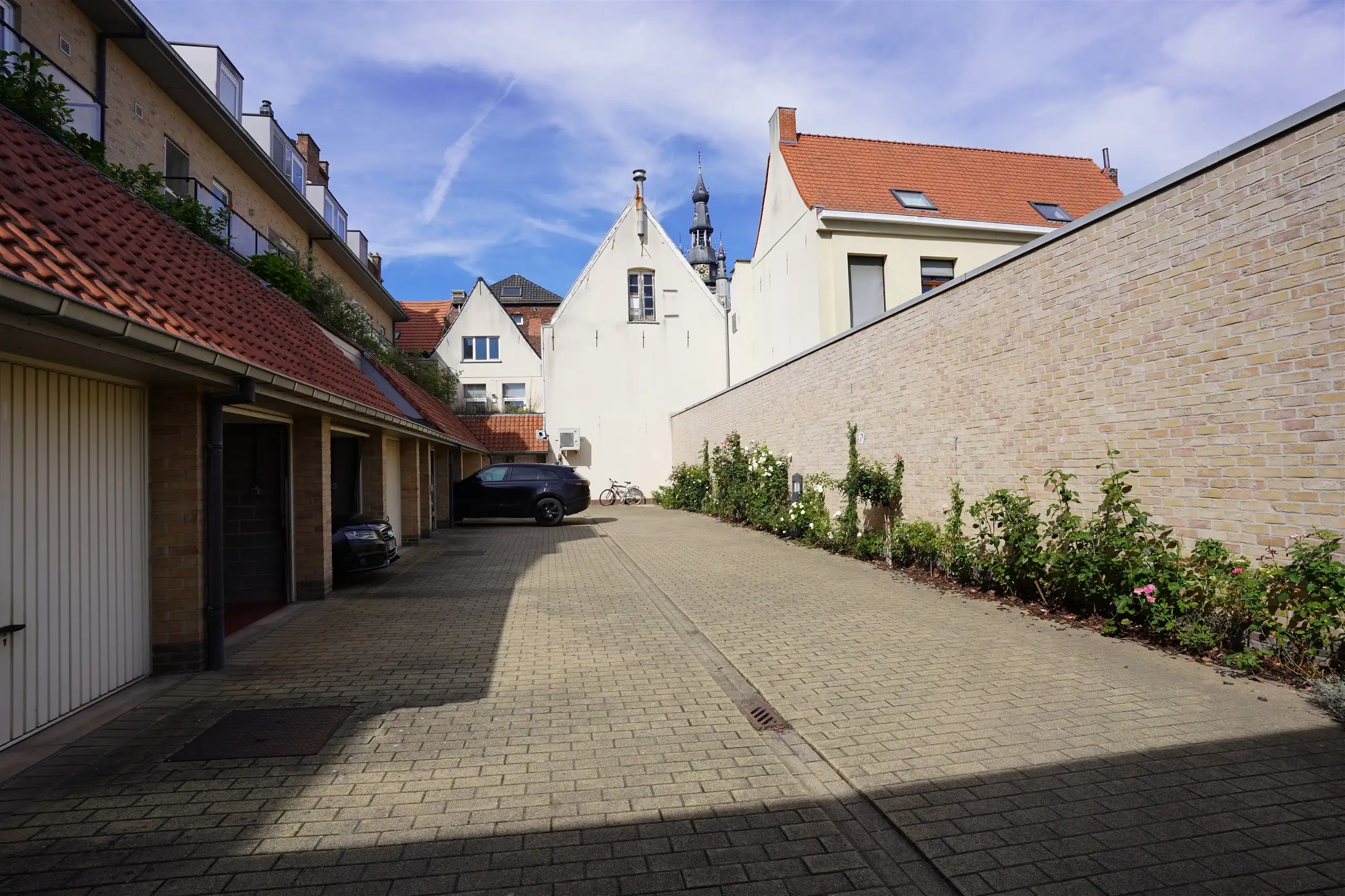Zeer goed gelegen stadsappartement met garage + groot terras foto 4