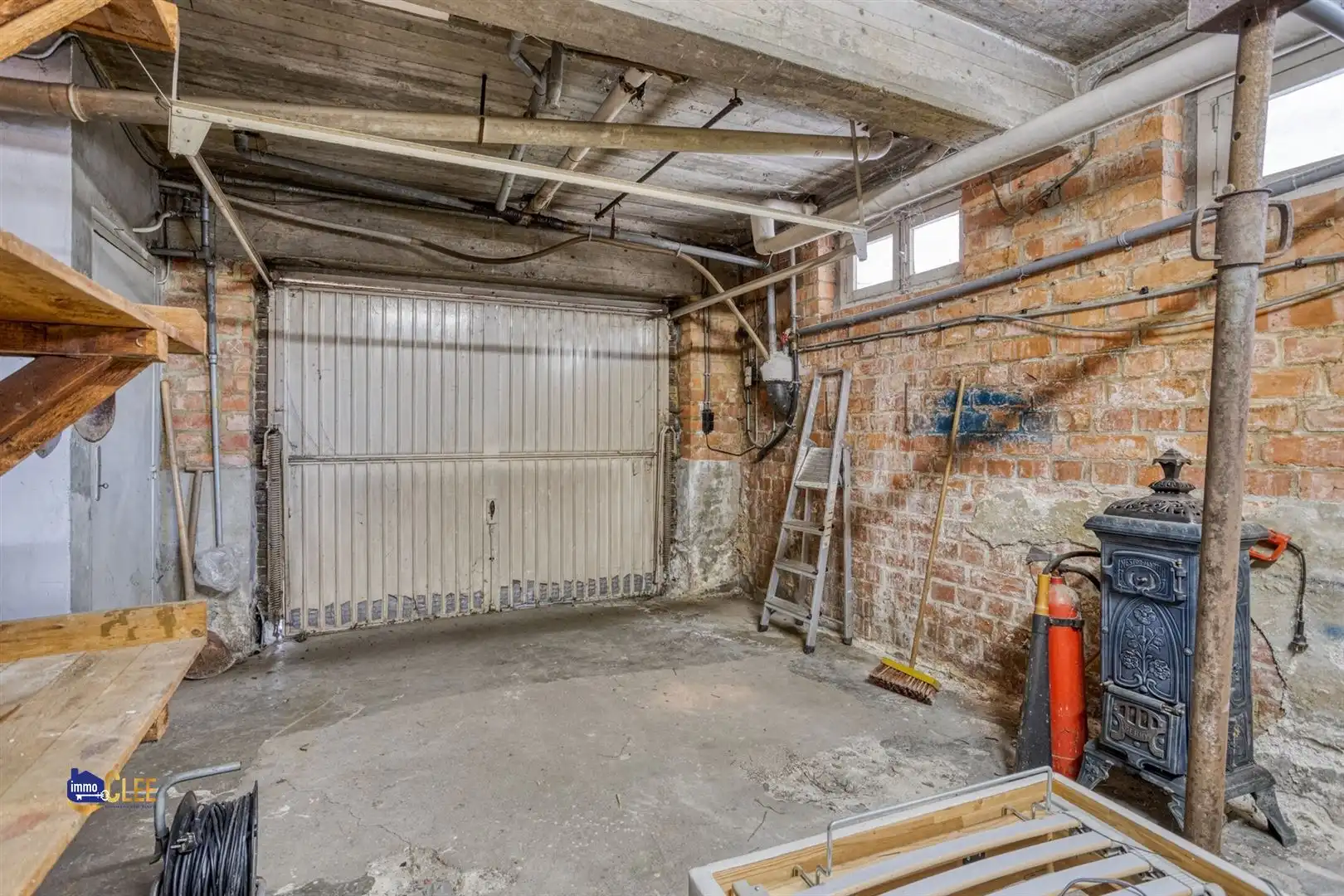 Woning met industriehal op topligging in Maasmechelen foto 19