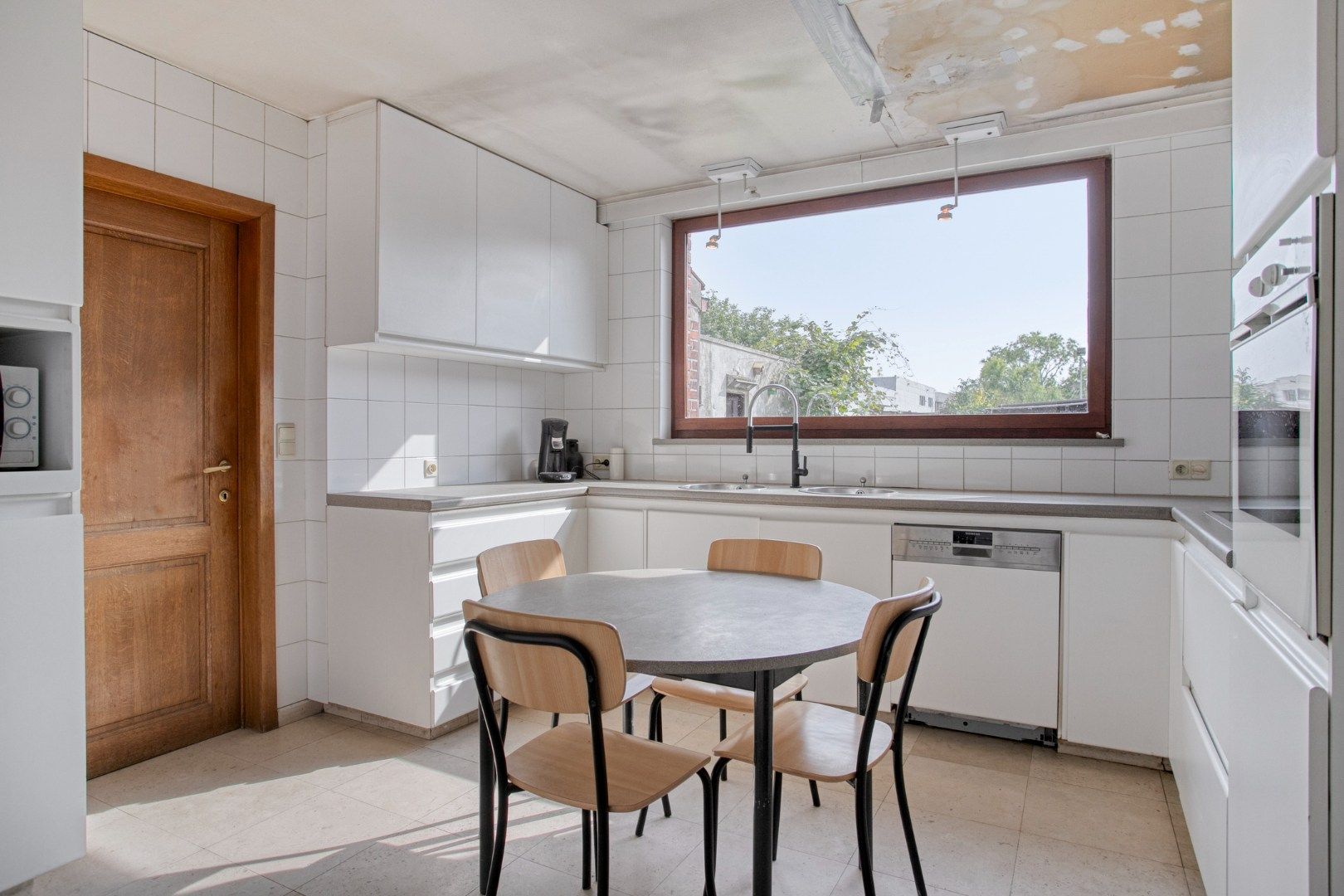Alleenstaande woning met atelier op 1.137 m²! foto 7