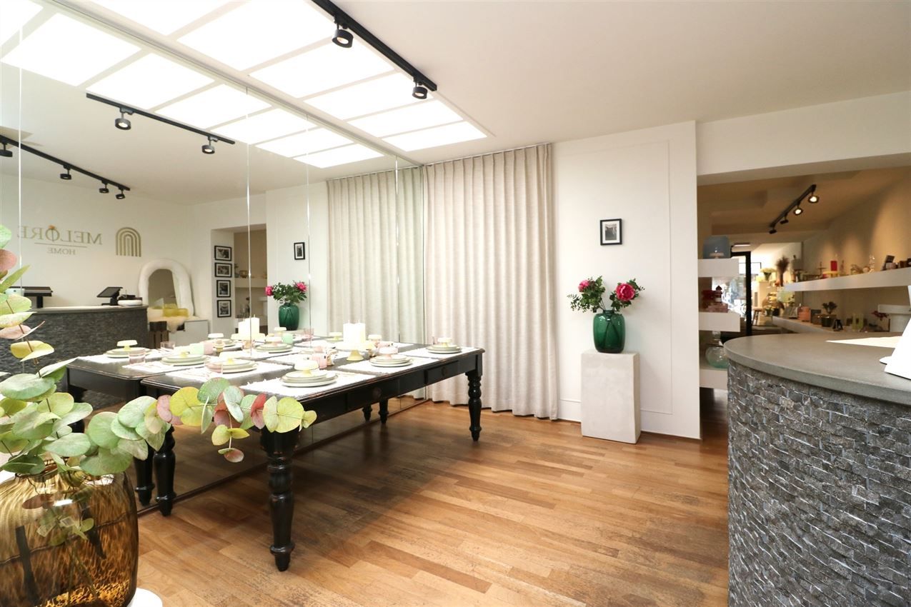 Centraal gelegen handelszaak met hoog zichtbaarheidsgehalte foto 11