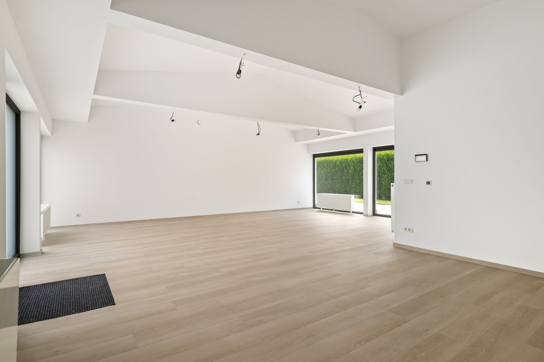 Unieke laagbouwvilla met polyvalente ruimte op ruim perceel in Brasschaat! foto 27