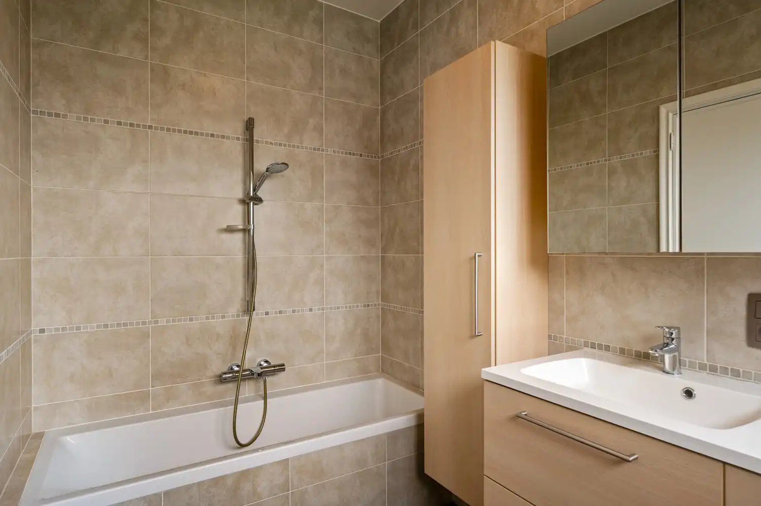 Landelijke woning met 4 slpkrs en tuin op perceel van 2935 m² te Putte foto 11