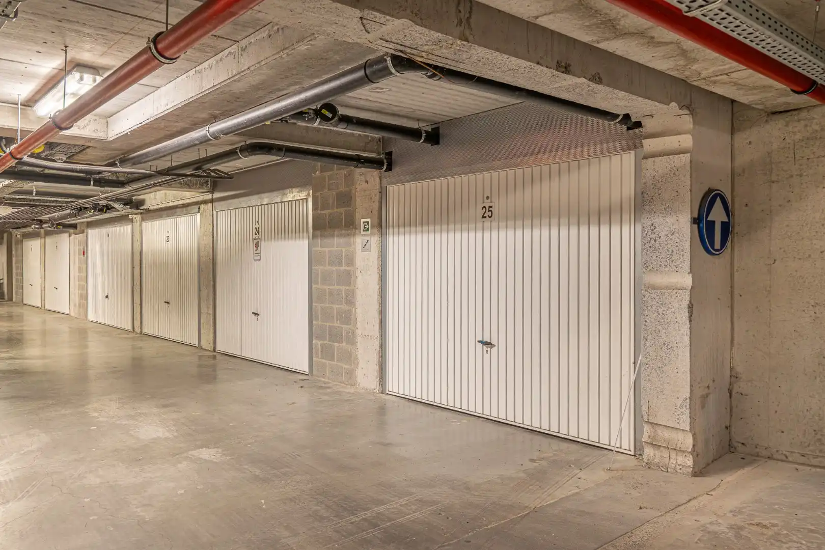 Instapklaar appartement met 2 slaapkamers, garage, berging en zonneterras in Dadizele foto 14