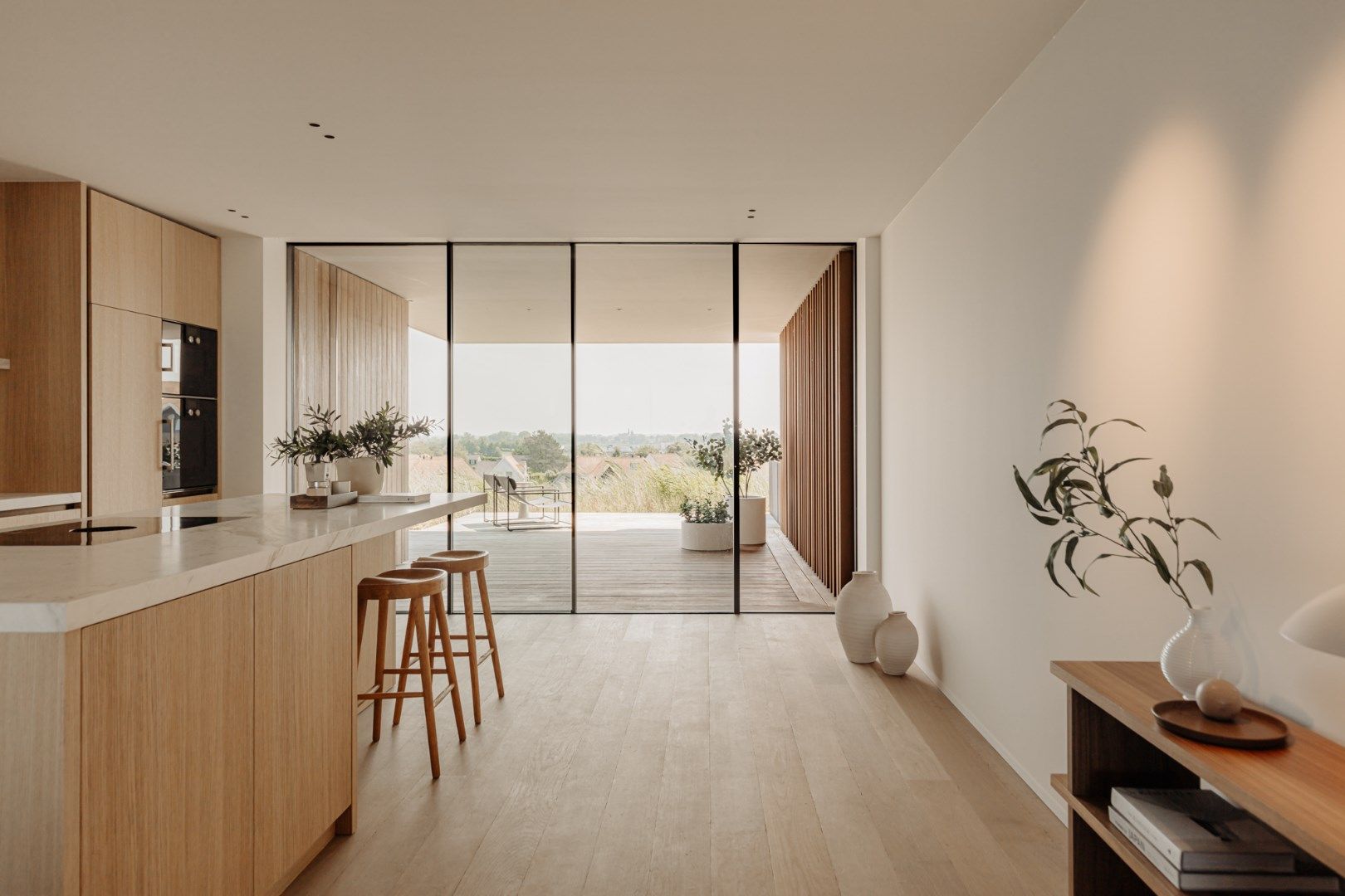 Uiterst smaakvol en top-notch afgewerkt appartement met frontaal zeezicht van het gelijkvloers terras - Residentie Blanke Top foto 5