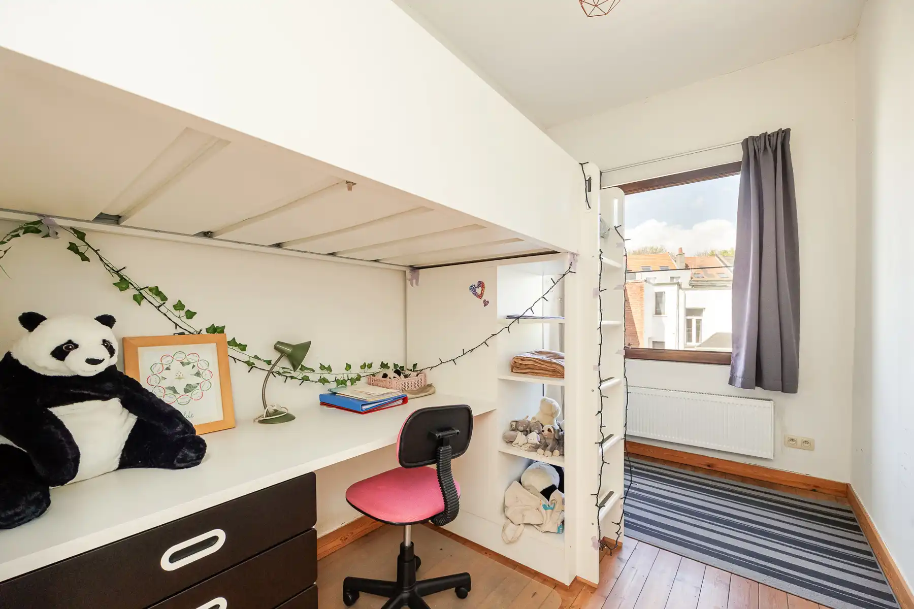 Grote woning met achterhuis in het leuke Berchem foto 10