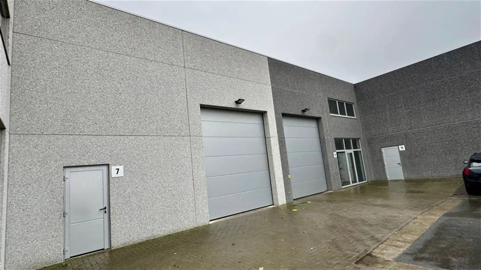 Recente KMO-units te huur in Lievegem foto 4