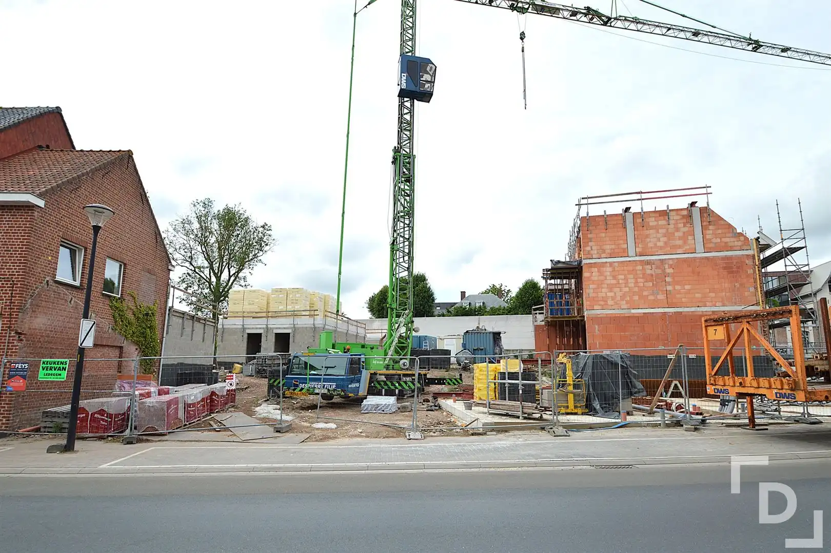 Nieuwbouwproject te koop in het hart van Beselare. foto 5
