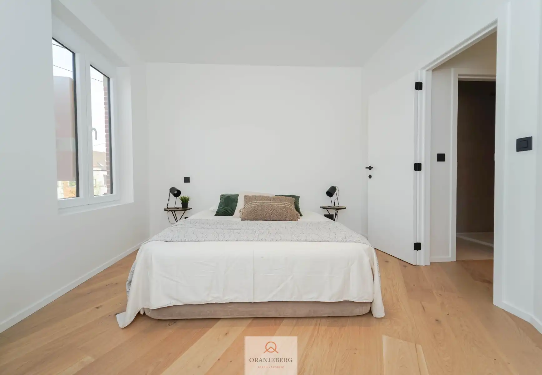 Gerenoveerd, energiezuinig 2 slpk appartement met terras! foto 15