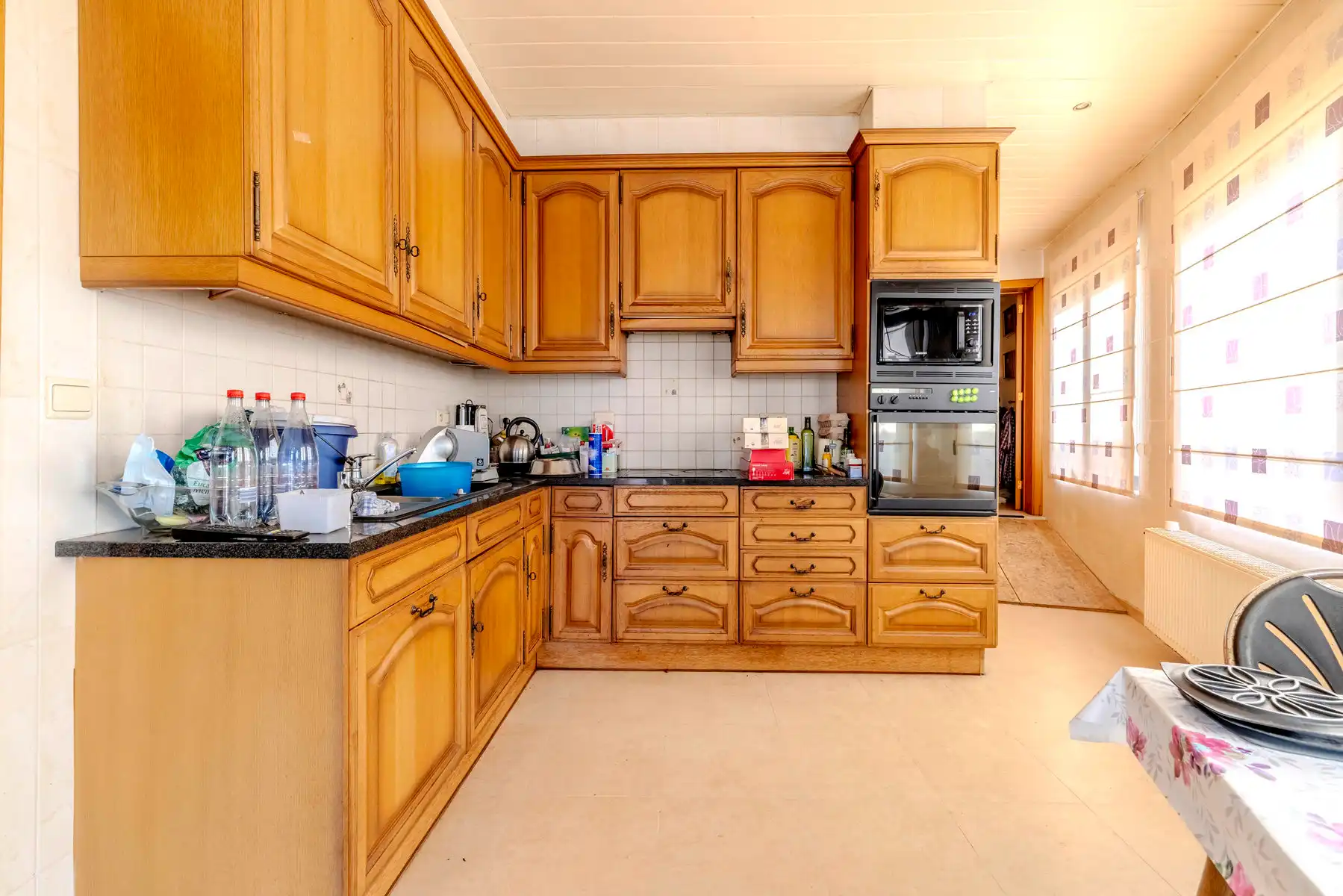 Te renoveren woning met 4 slaapkamers in Lier foto 8
