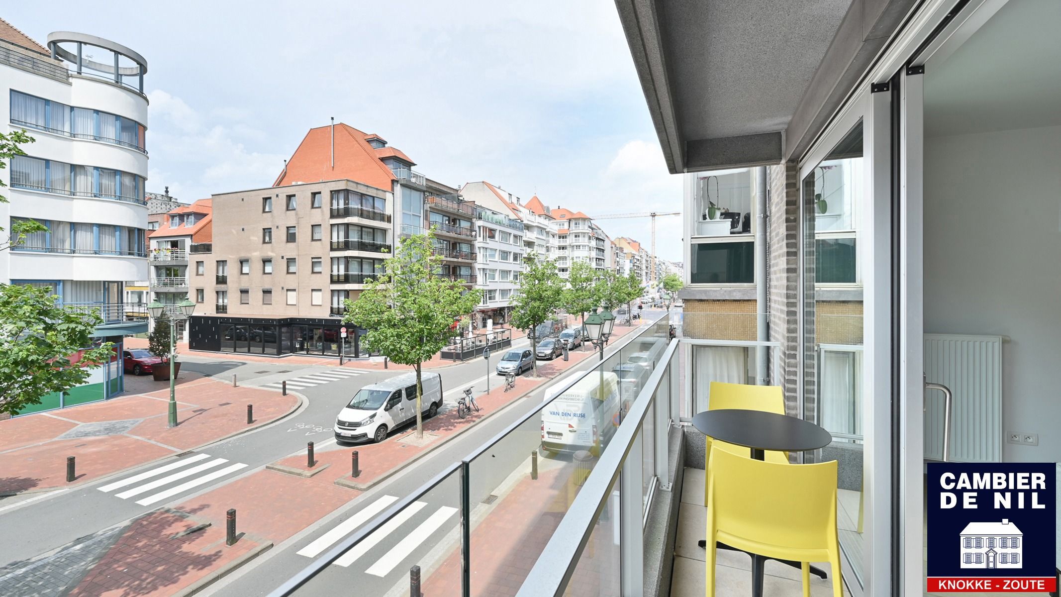 Super aangenaam appartement in recente residentie met brede gevel  foto 3