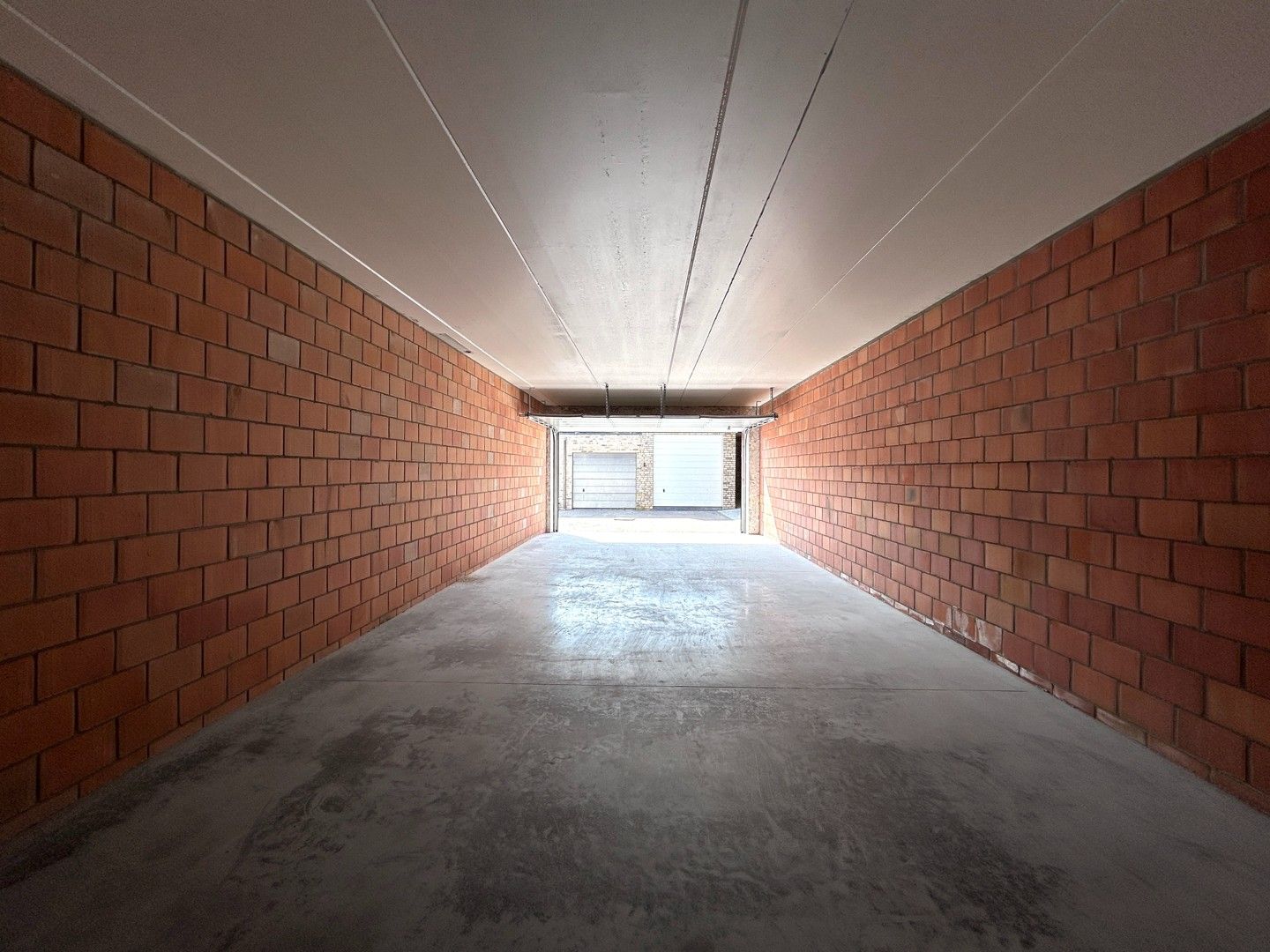 Praktische opslagplaats in centrum Izegem! foto 5