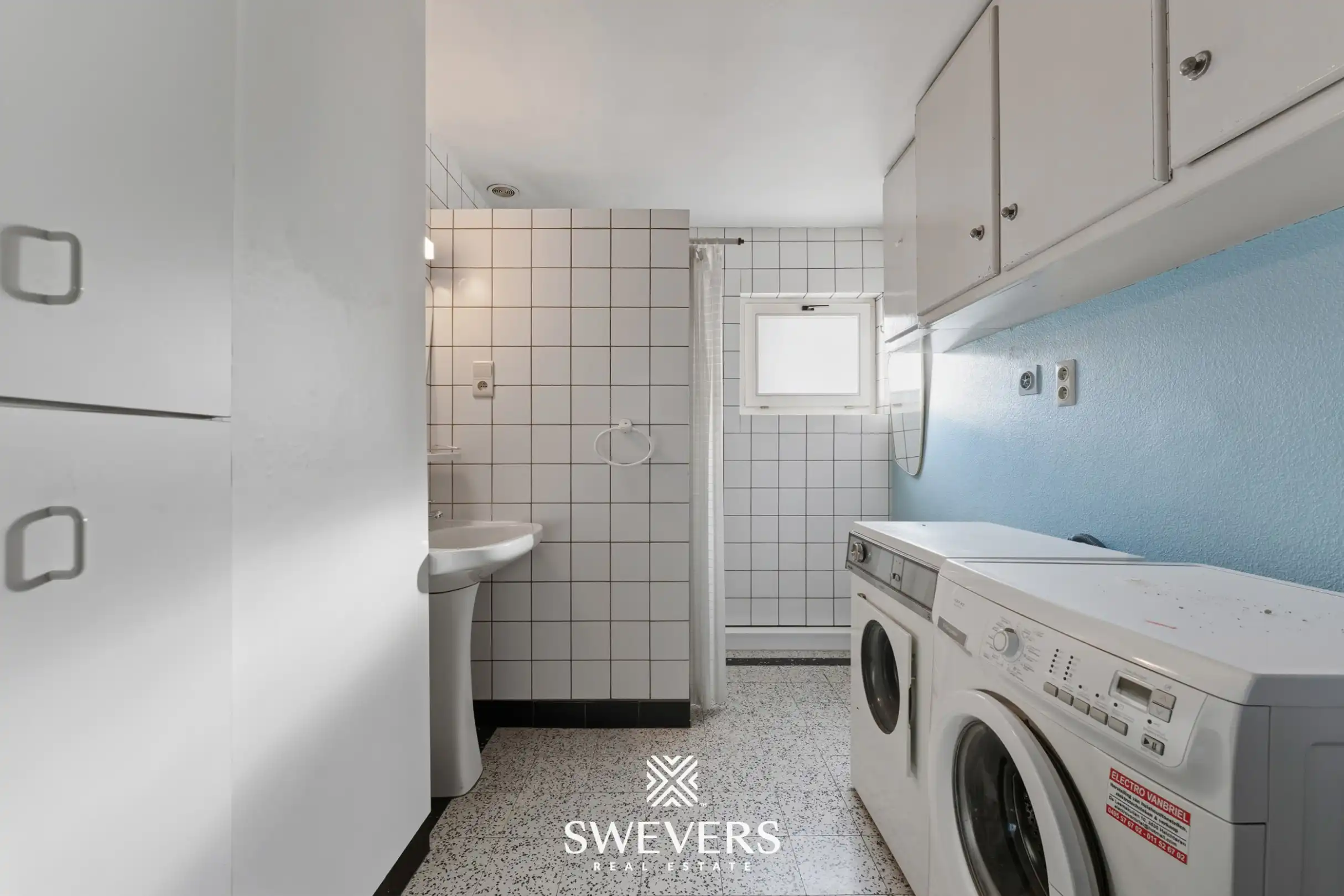 Vrijstaande woning met drie slaapkamers, bureauruimte en tuin in Houthalen foto 15