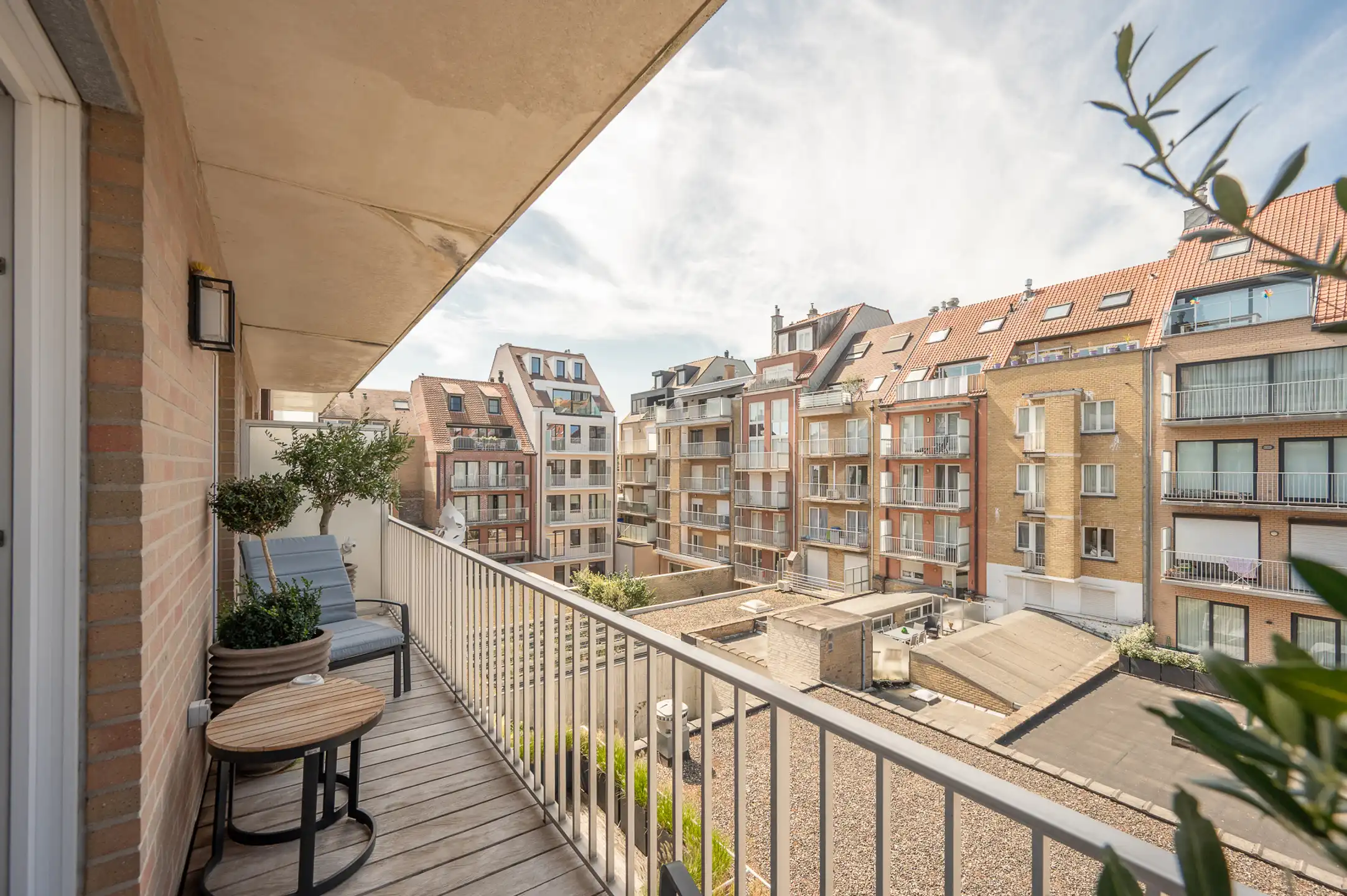 Lichtrijk appartement -zijdelings zeezicht nabij Rubensplein foto 14