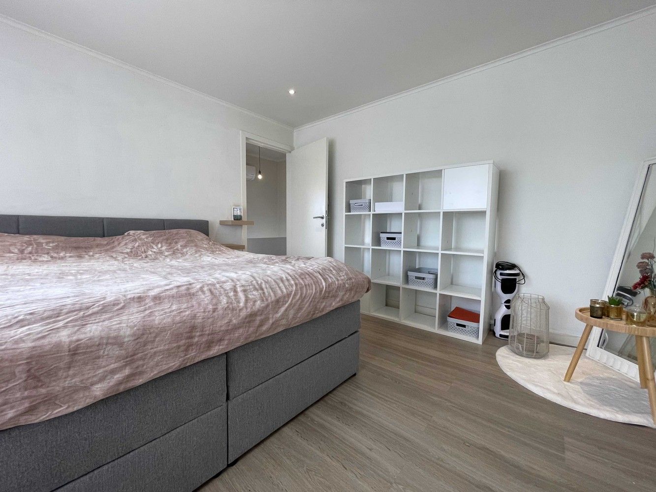 Instapklare gezinswoning met diepe tuin foto 14