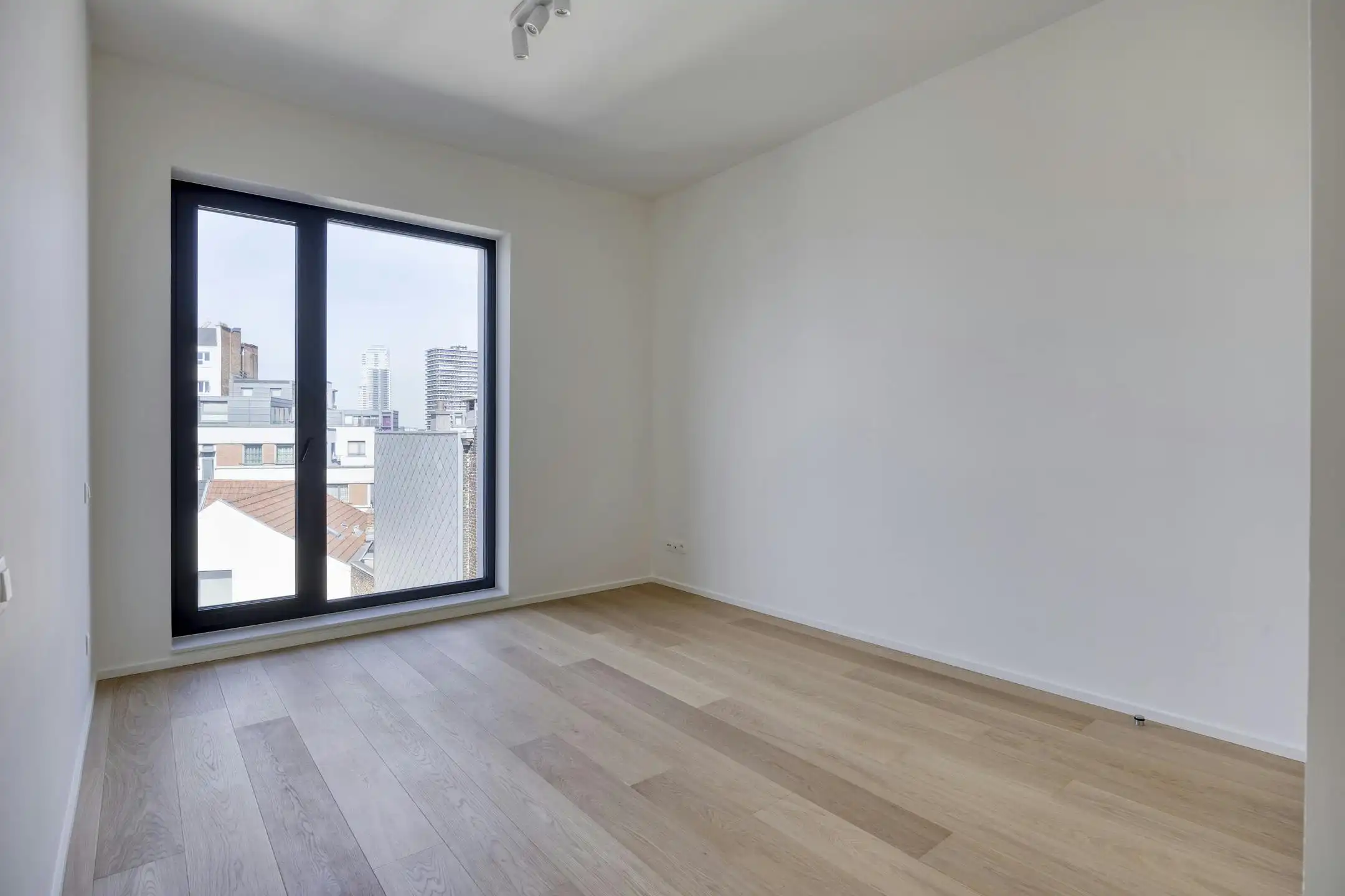 UniQ - 6% BTW - meteen beschikbaar! foto 10