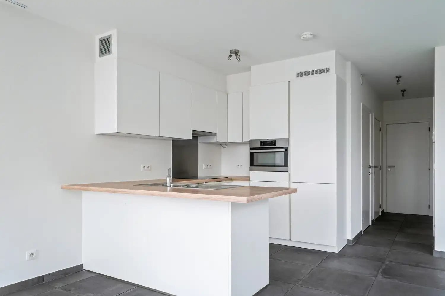 Prachtig appartement met 1 SLPKR te Herenthout foto 2