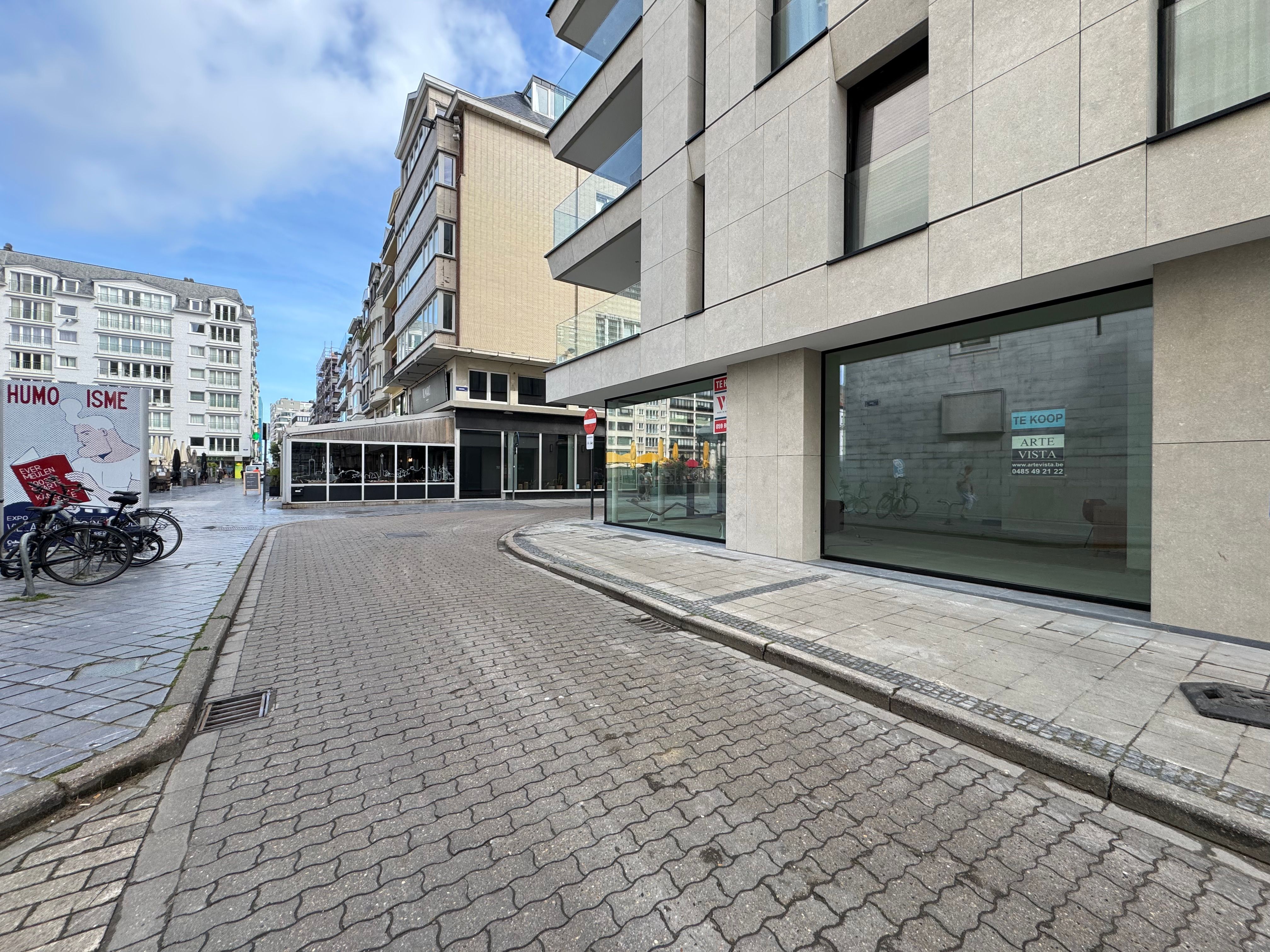 Handelsgelijkvloers 75m² in nieuwbouwresidentie foto 10