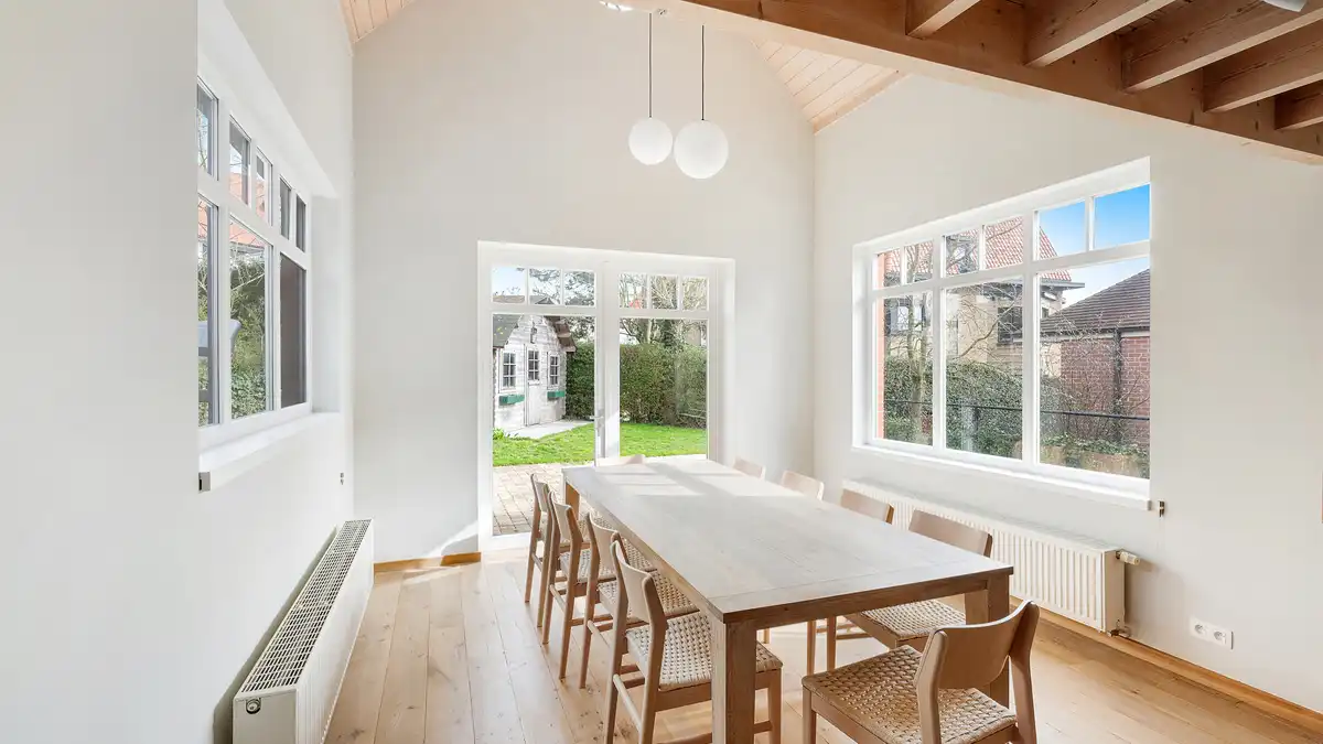 Subliem gerenoveerde koppelvilla op 150m van het strand te koop! foto 19