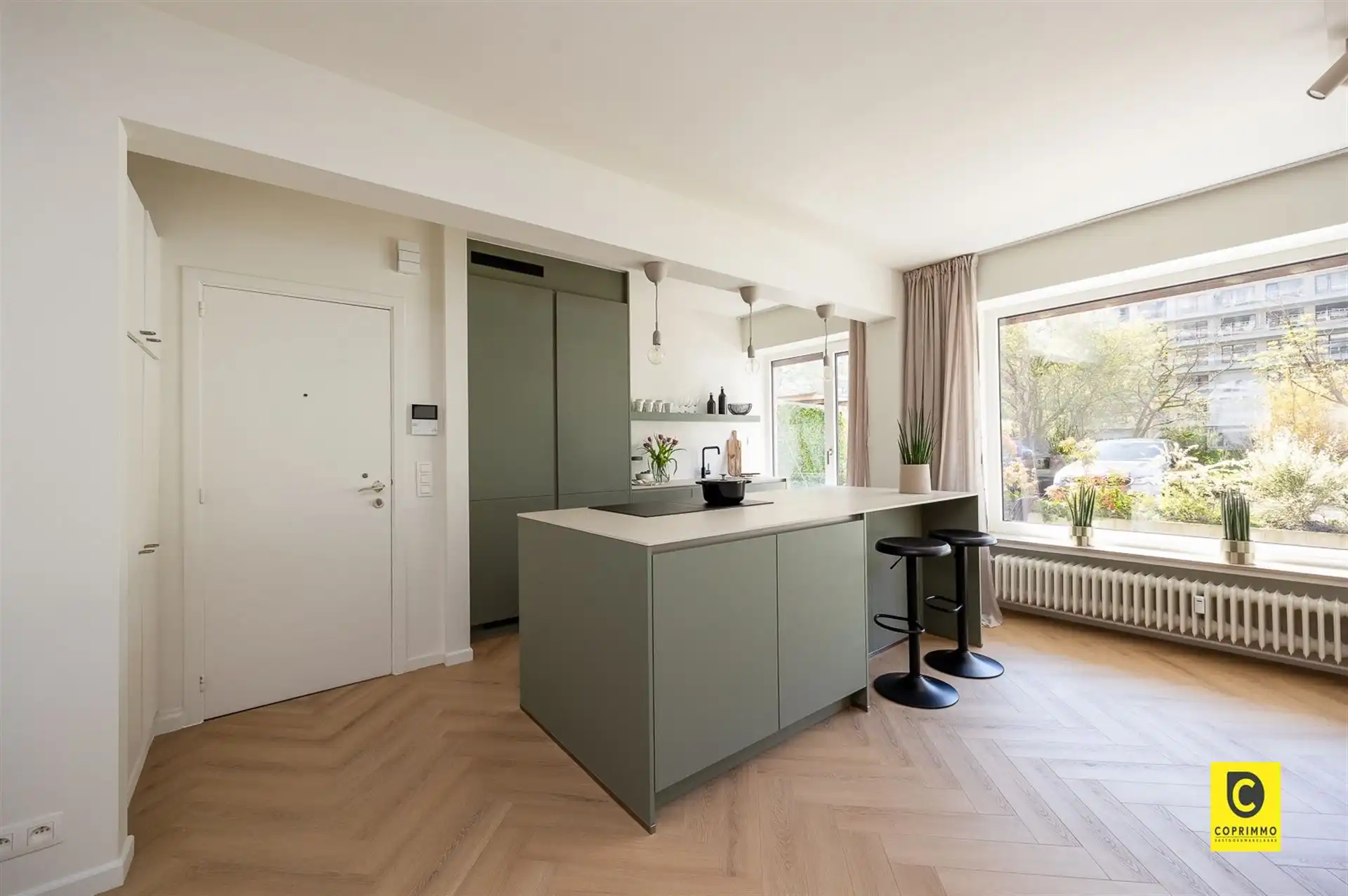 Prachtig gelijkvloers 3 slaapkamer app foto 5