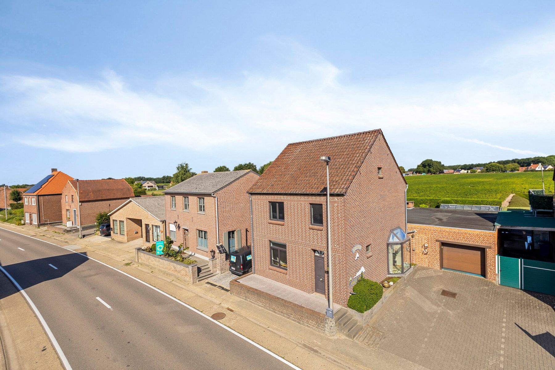 Hoofdfoto van de publicatie: halfvrijstaande woning