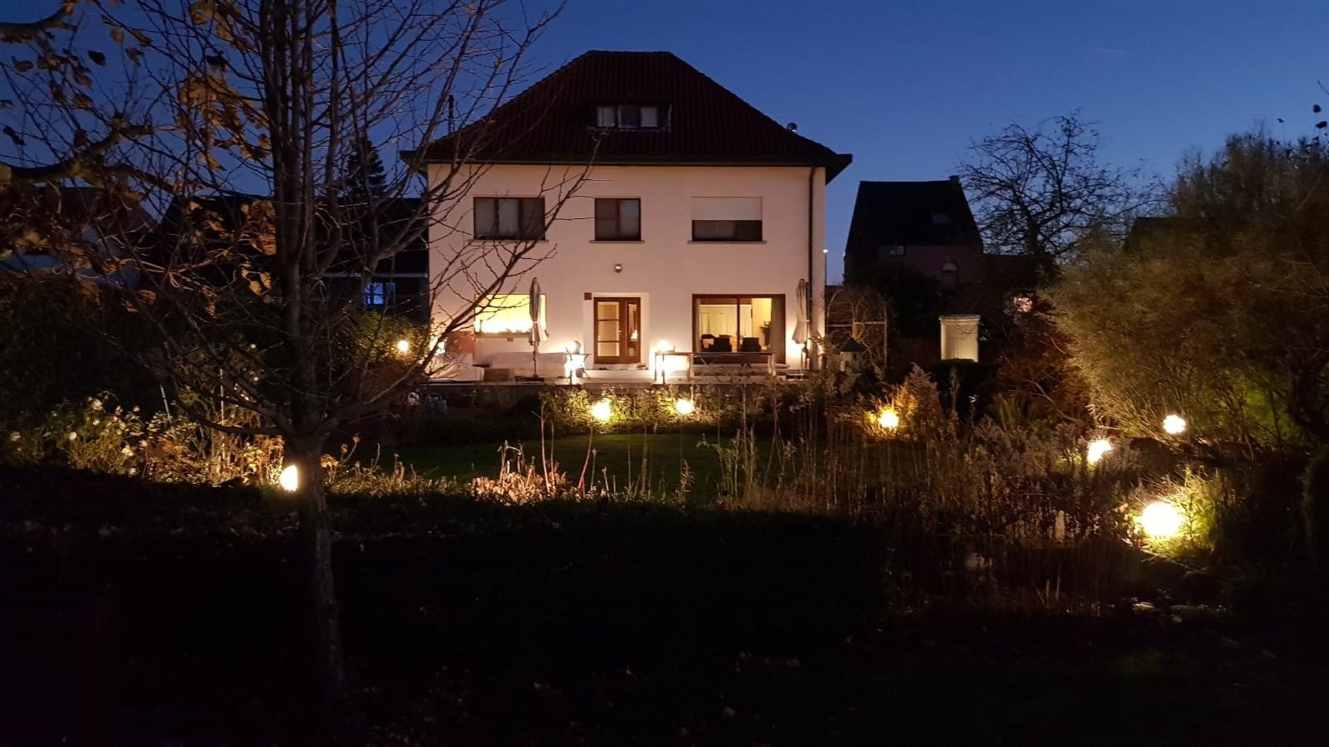 Ruime villa op mooi perceel! foto 16