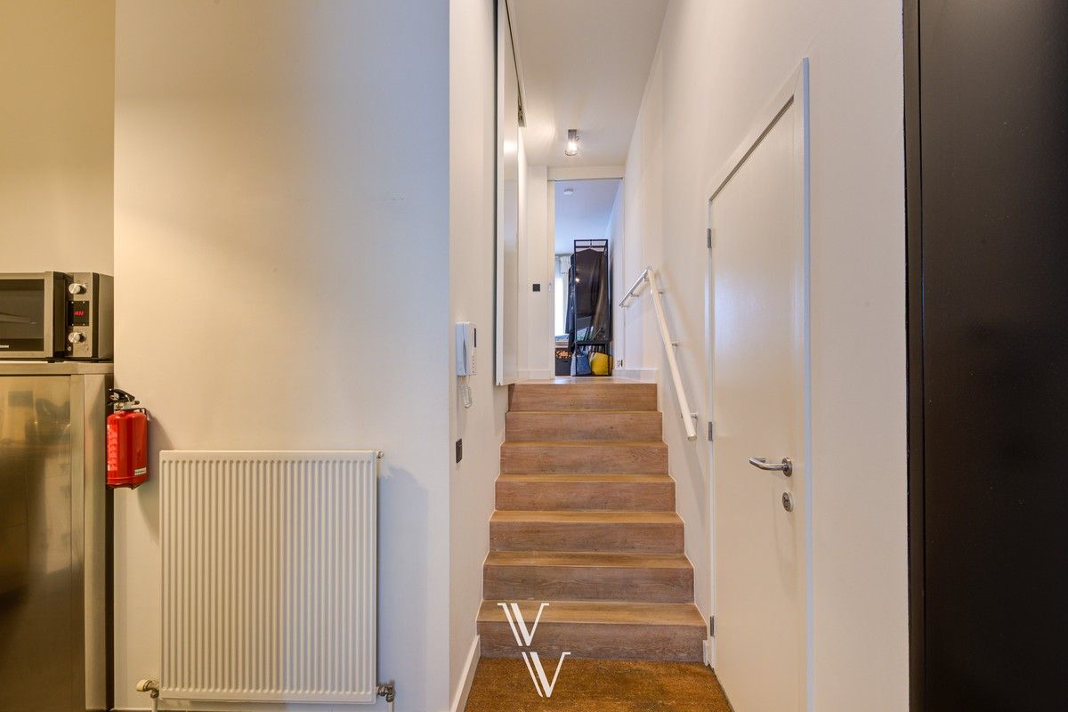 Mooi instapklaar appartement met tuin en parking foto 9