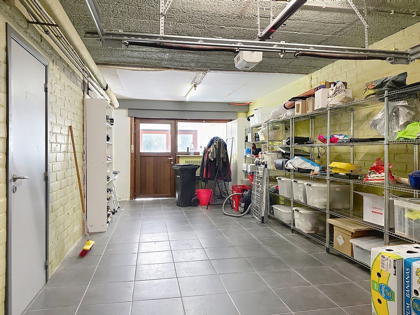 Centraal gelegen beletage met uitbouw en terras aan leefruimte foto 12