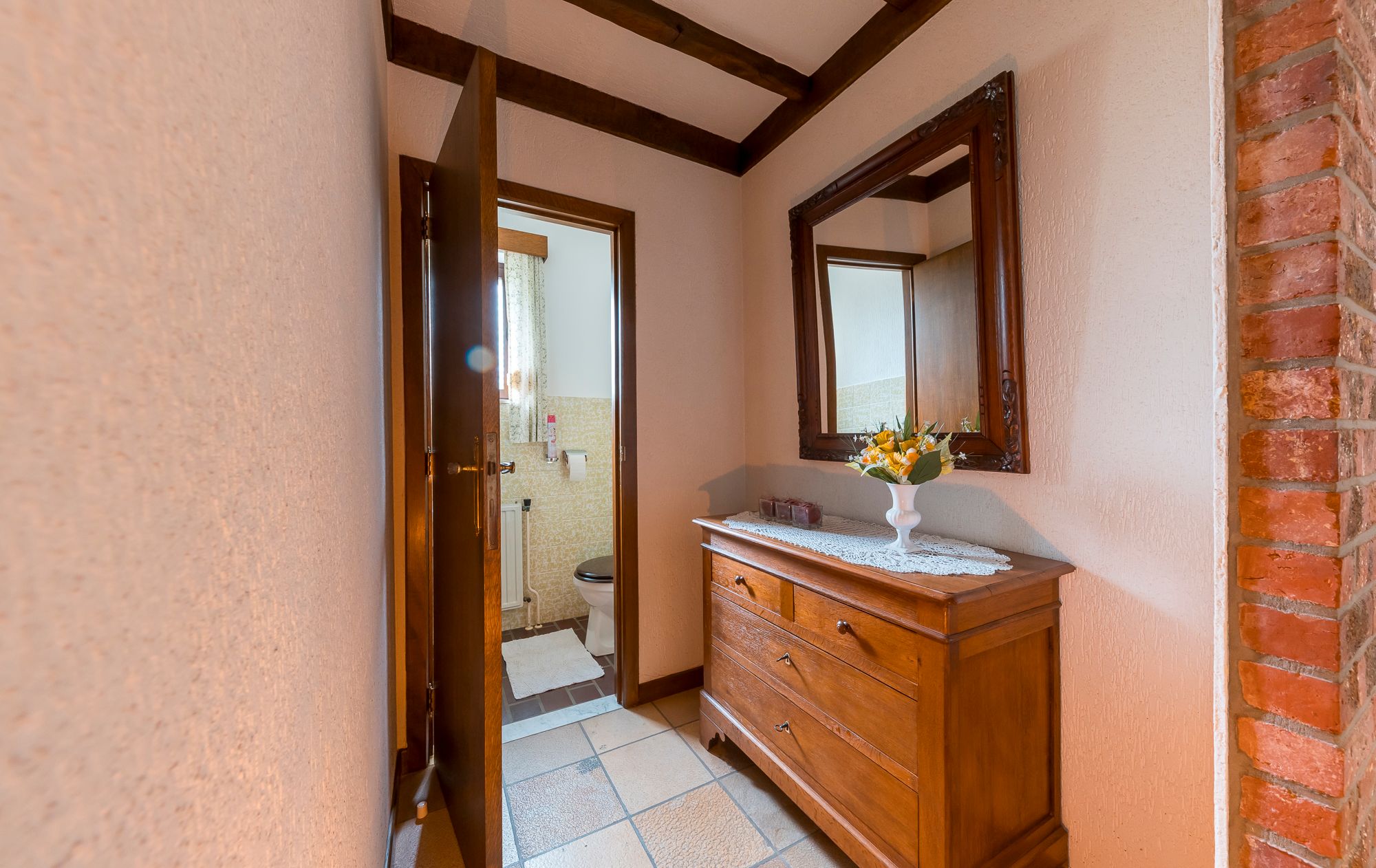 TE KOOP: Zeer goed onderhouden woning op perceel van 9a 06ca in Gerdingen (Bree) foto 10