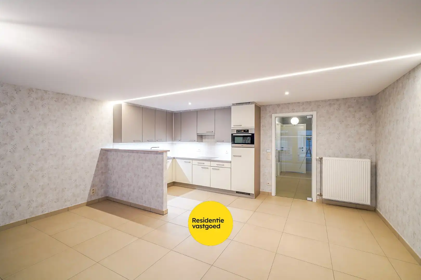 Instapklaar appartement met 2 terrassen te Mariakerke foto 6