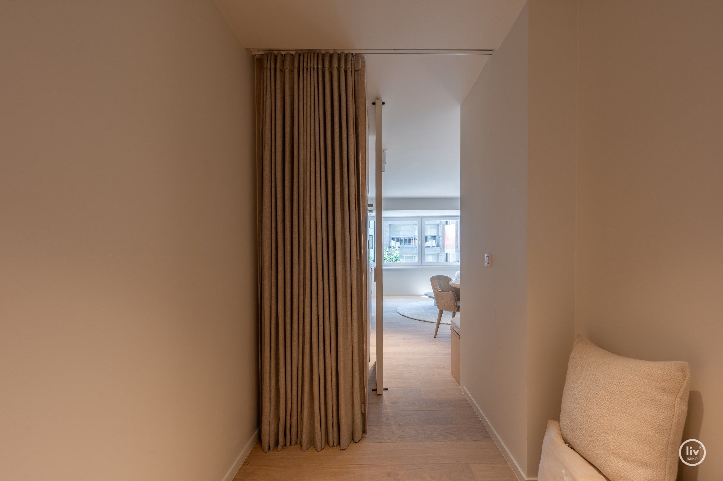 Gezellig gerenoveerd 2 slaapkamerappartement centraal gelegen op de Parmentierlaan te Knokke.  foto 10