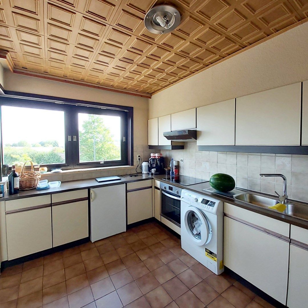 Verzorgd appartement met twee slaapkamers en garagebox. foto 5