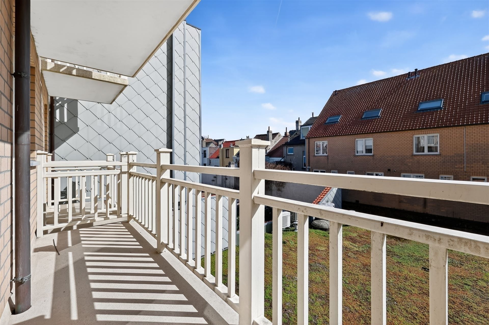 JACHTHAVEN / TERRAS / MOGL AANK GARAGE foto 12