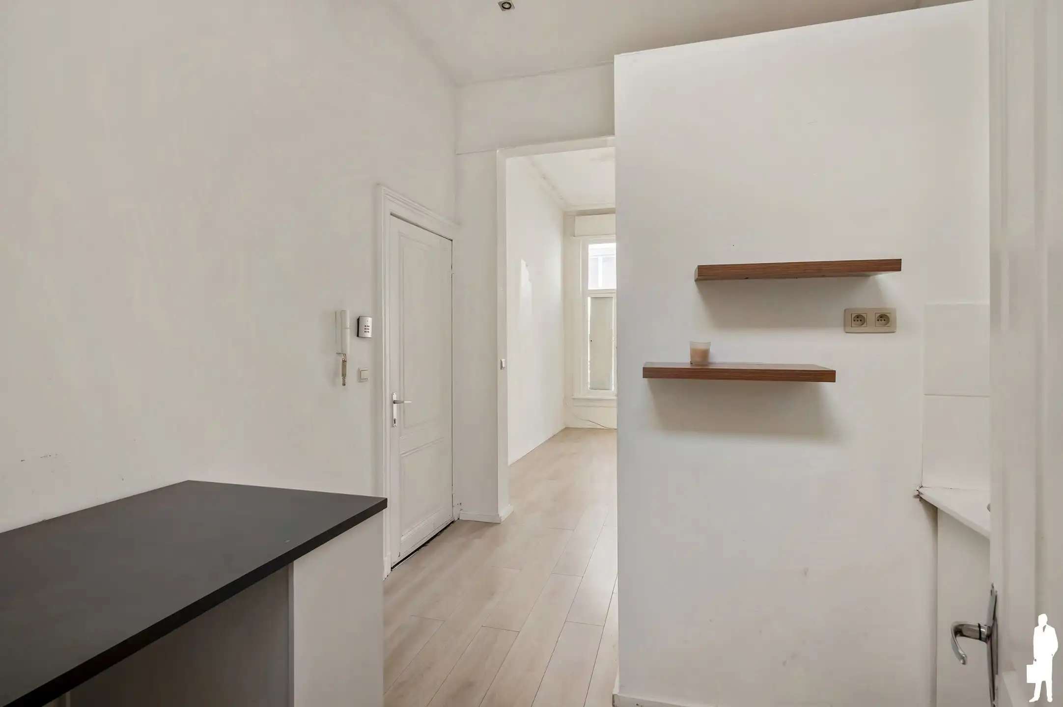 Vergunde opbrengsteigendom met 4 appartementen foto 13