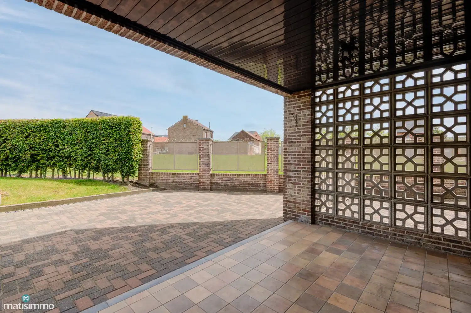 MEERSGEZINSWONING (2 APP.) MET 2 GARAGES, KELDER, ZOLDER EN RUIME TUIN IN MUNSTERBILZEN foto 18