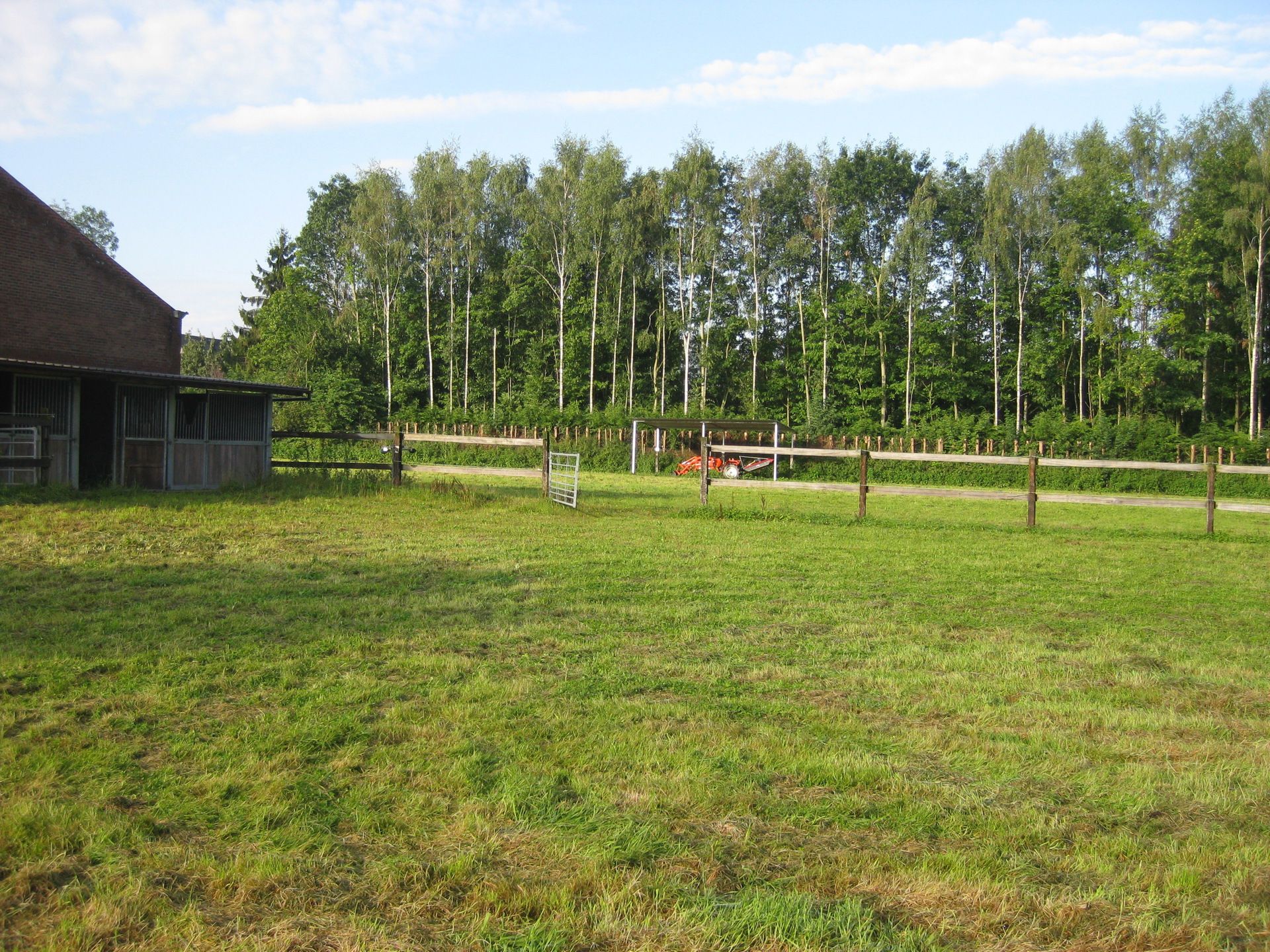Robuuste karaktervolle woning met loods en weide  foto 21